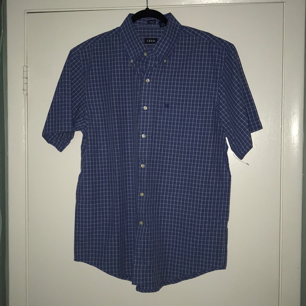 NWOT IZOD MEN’S CASUAL BUTTON DOWN